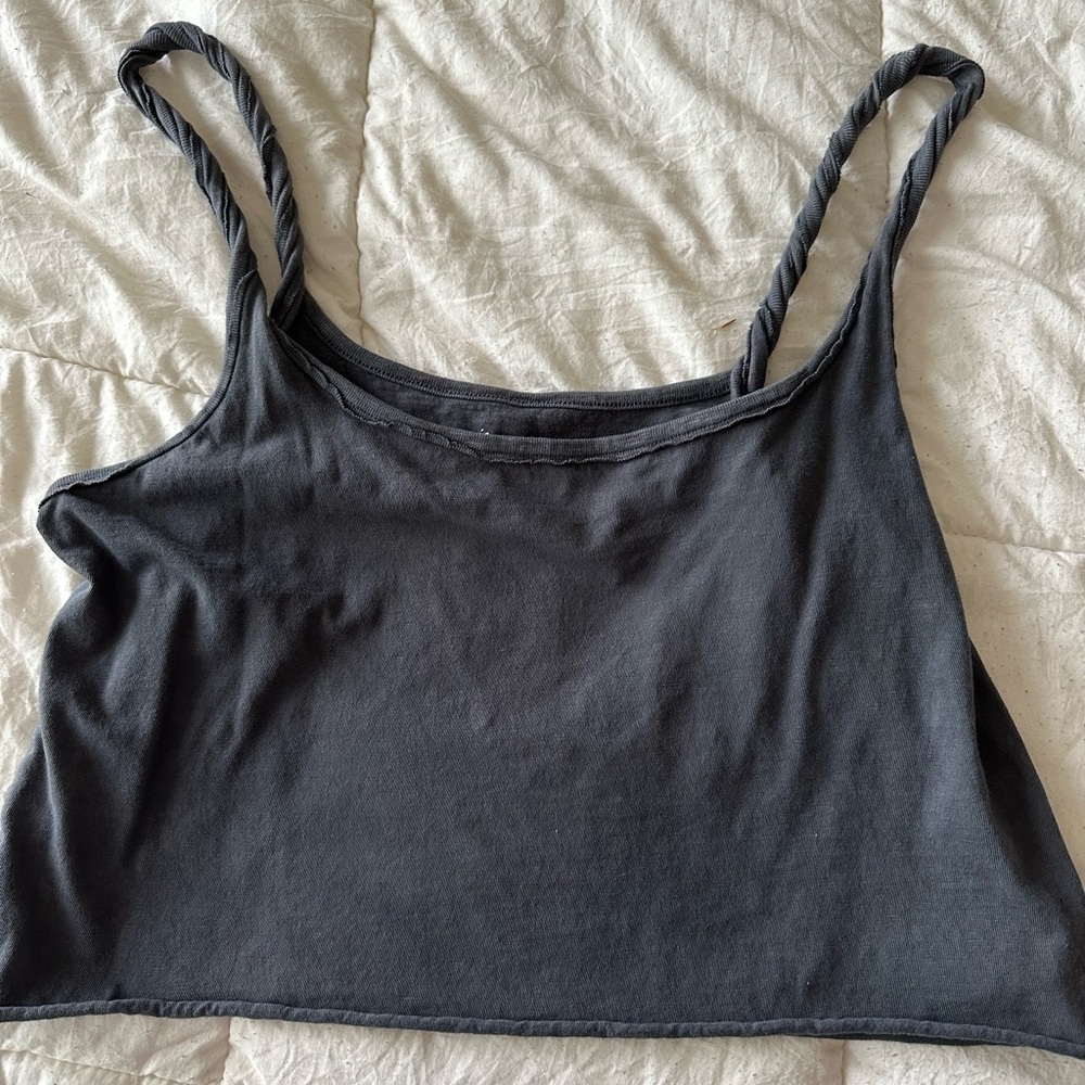 NEW AMERICAN EAGLE CROP TOP